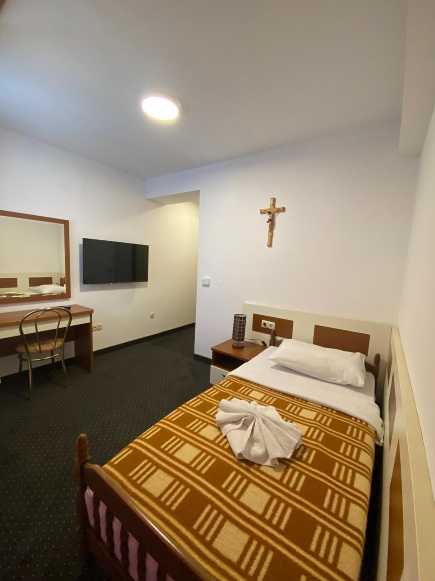Hotel Frankoni Medugorje Bagian luar foto